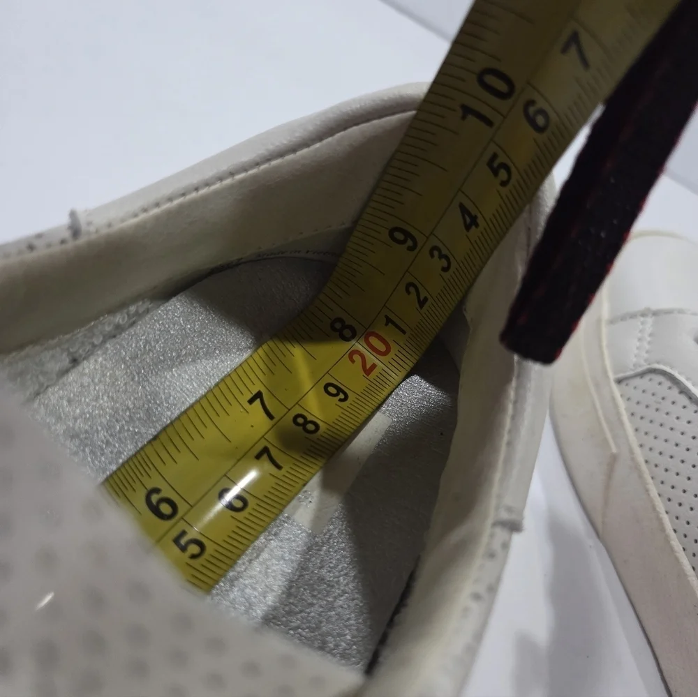 Dolce Vita White Low-Top Sneakers Sz.4